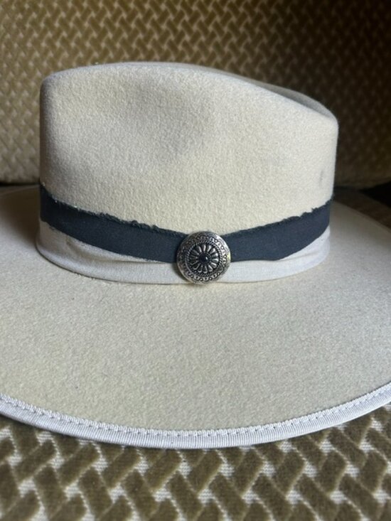 Wyeth Wide Brim Rancher Soft Australian Wool Brown Band Concho Fedora Hat NEW main image 13